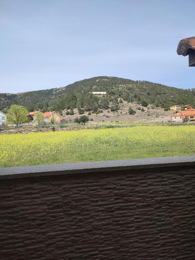Chalet Pinara El Barraco Exteriör bild